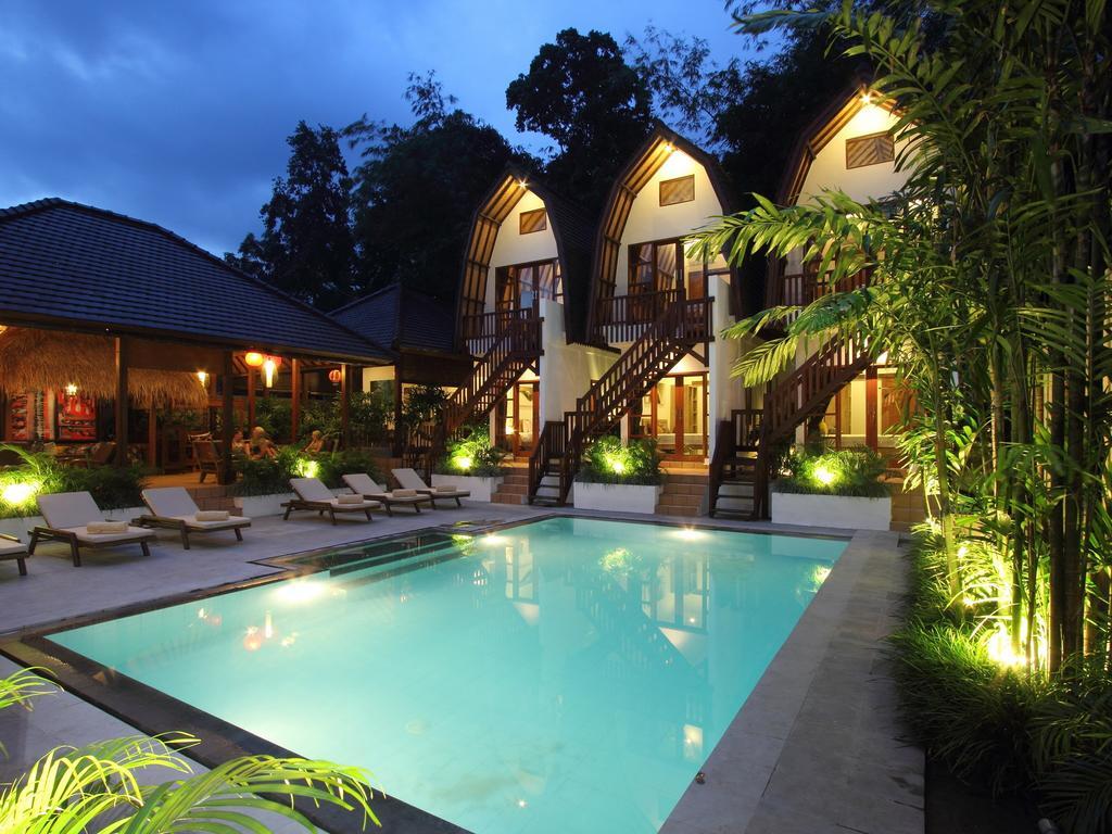 Mojo Resort Canggu Exterior photo
