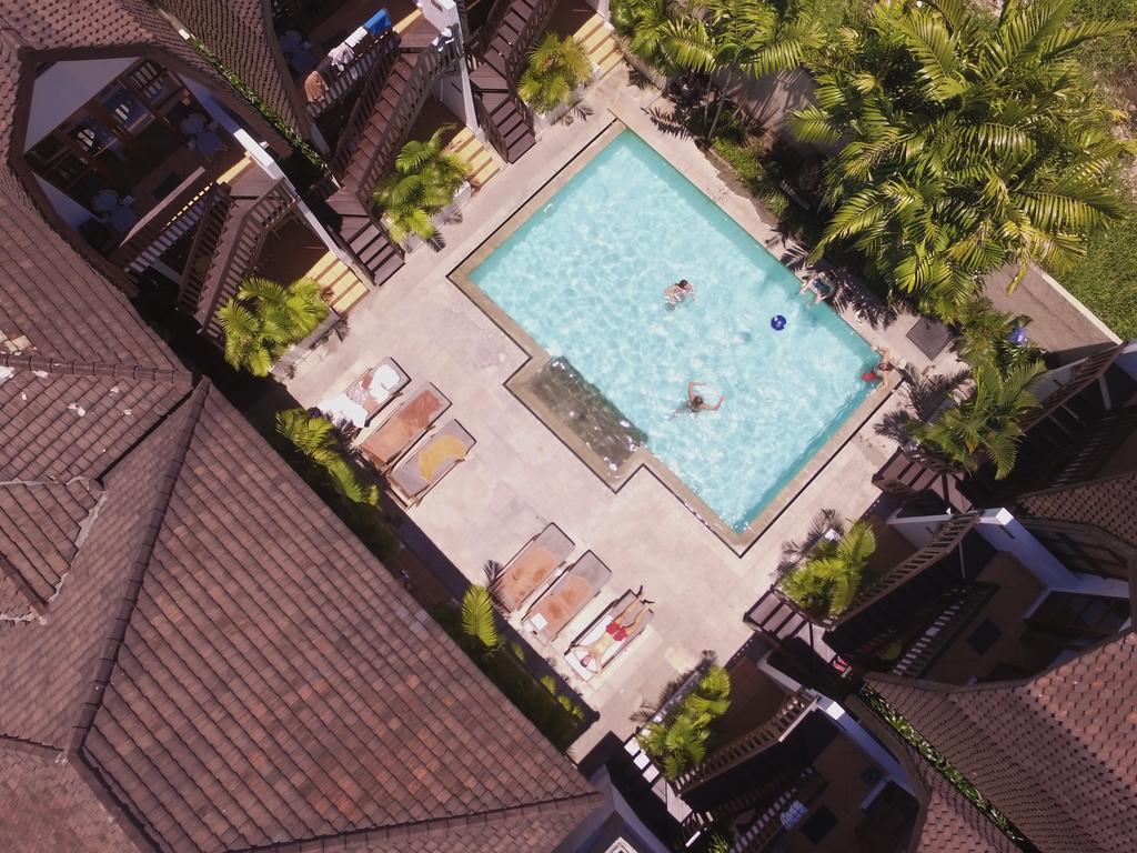 Mojo Resort Canggu Exterior photo