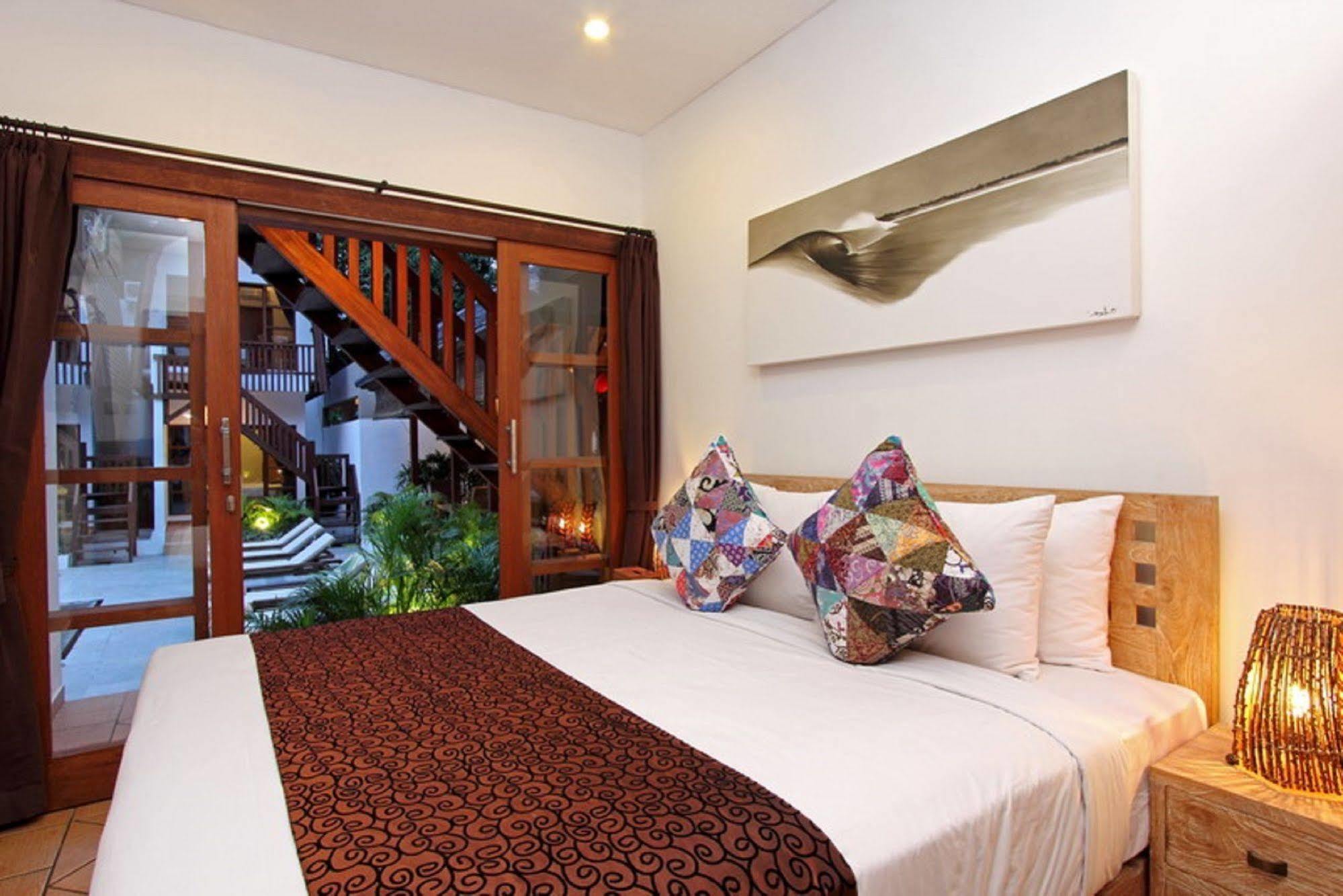 Mojo Resort Canggu Exterior photo