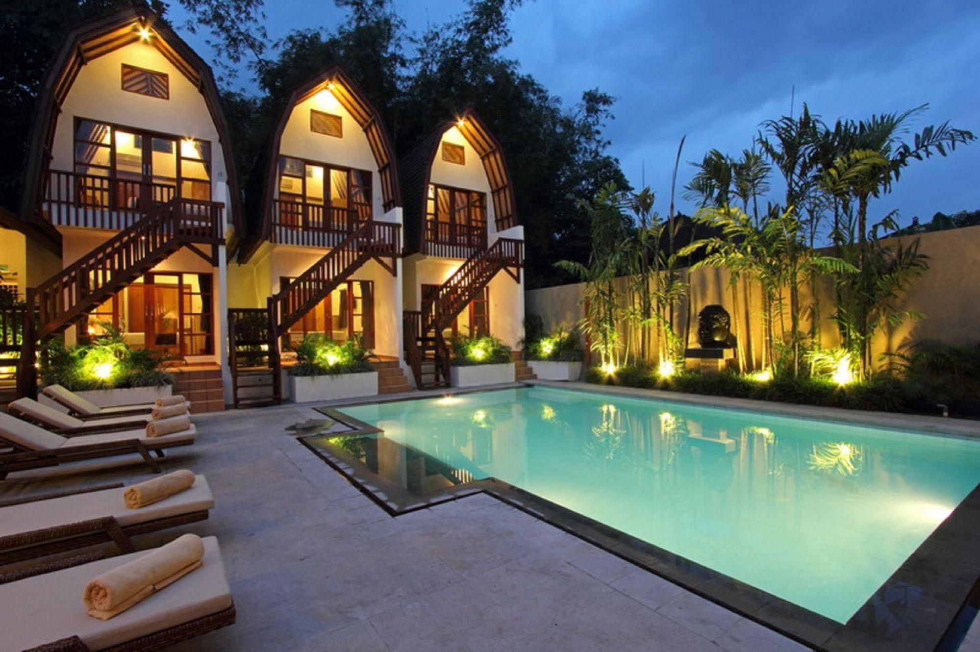 Mojo Resort Canggu Exterior photo