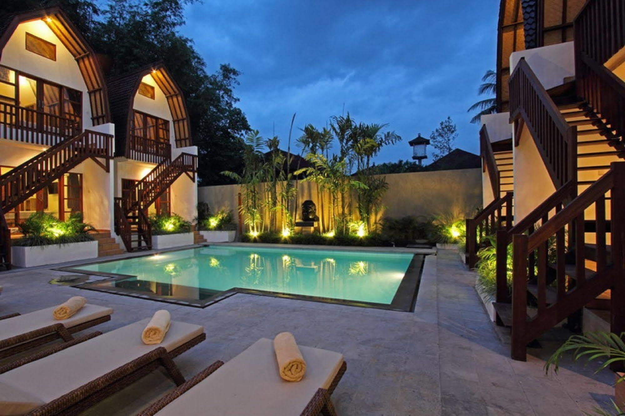 Mojo Resort Canggu Exterior photo