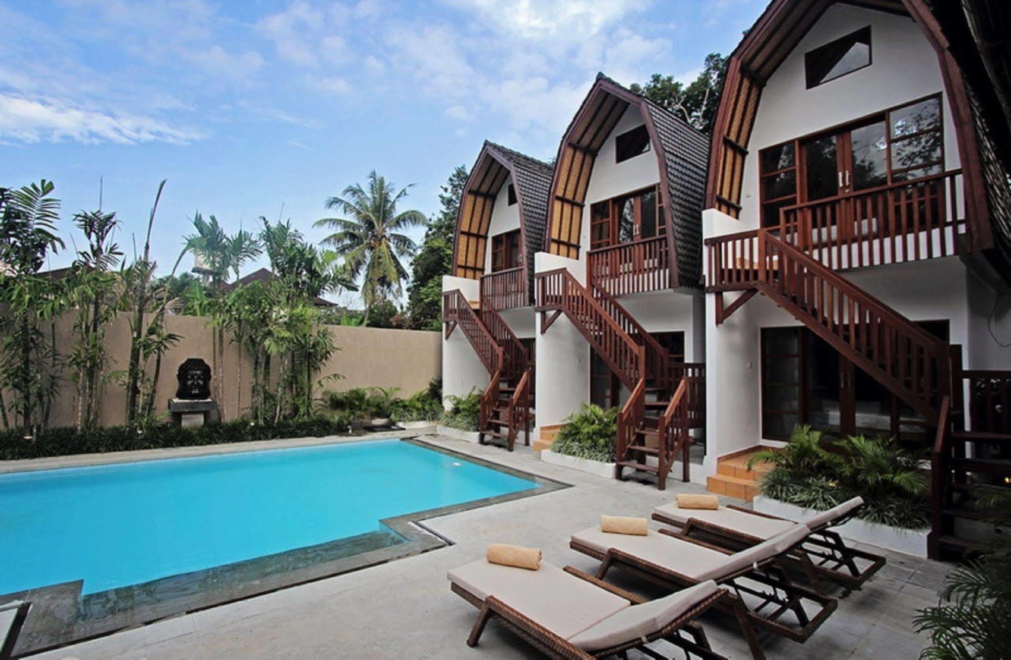 Mojo Resort Canggu Exterior photo